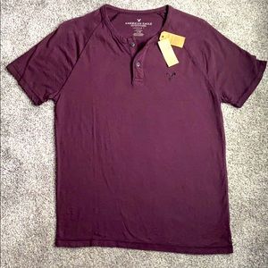 NWT AE 3 Button Short Sleeve Shirt